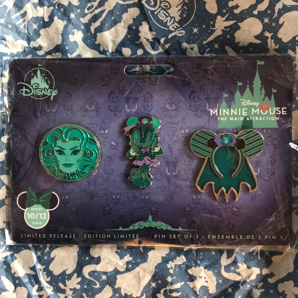 Disney Minnie Mouse : The Main Attraction Pin Set